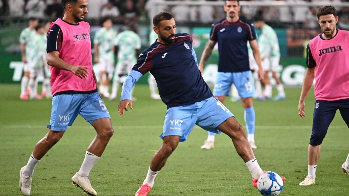 دوري المؤتمر الأوروبي: طرابزون سبور يفوز 3-1 على كووبيون بالوسيورا بفضل ثنائية صلاح