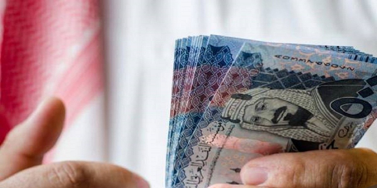 سلم رواتب الموظفين الجديد 1445 في السعودية.. وحقيقة زيادة الرواتب