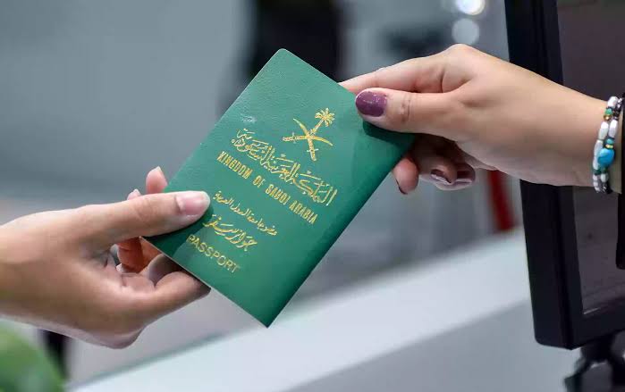 المستندات المطلوبة والرسوم المتعلقة بإستقدام الزوجة والأبناء للمملكة العربية السعودية