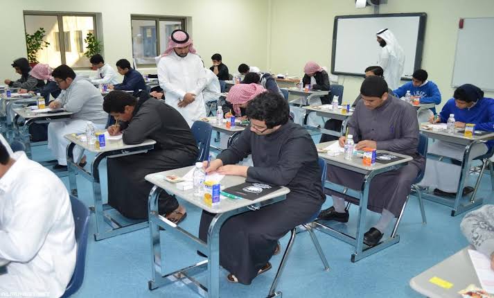 عاجل تعليق الدراسة في السعودية الفترة المسائية اليوم الأربعاء في بعض المدارس والجامعات لدى وزارة التعليم ما هي الحقيقة؟