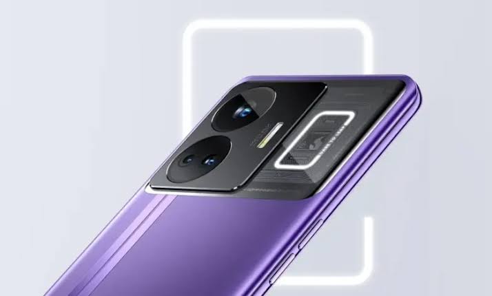 آيفون الغلابة|.. تعرف على مواصفات هاتف ريلمي Realme GT Neo 6 وسعره بالأسواق العربية