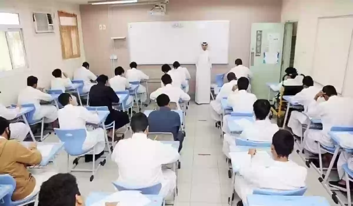 عاجل التعليم تُعلن موعد الاختبارات النهائية 1445 الفصل الاول للابتدائي والثانوي والمتوسط وفق الخطة التشغيلية
