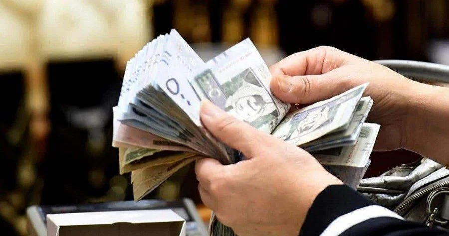 بمبلغ 30 الف ريال سعودي بنك الراجحي يعطي قرض شخصي بقسط شهري 540 ريال على فترات سداد ميسرة حتي لو عليك متعثرات