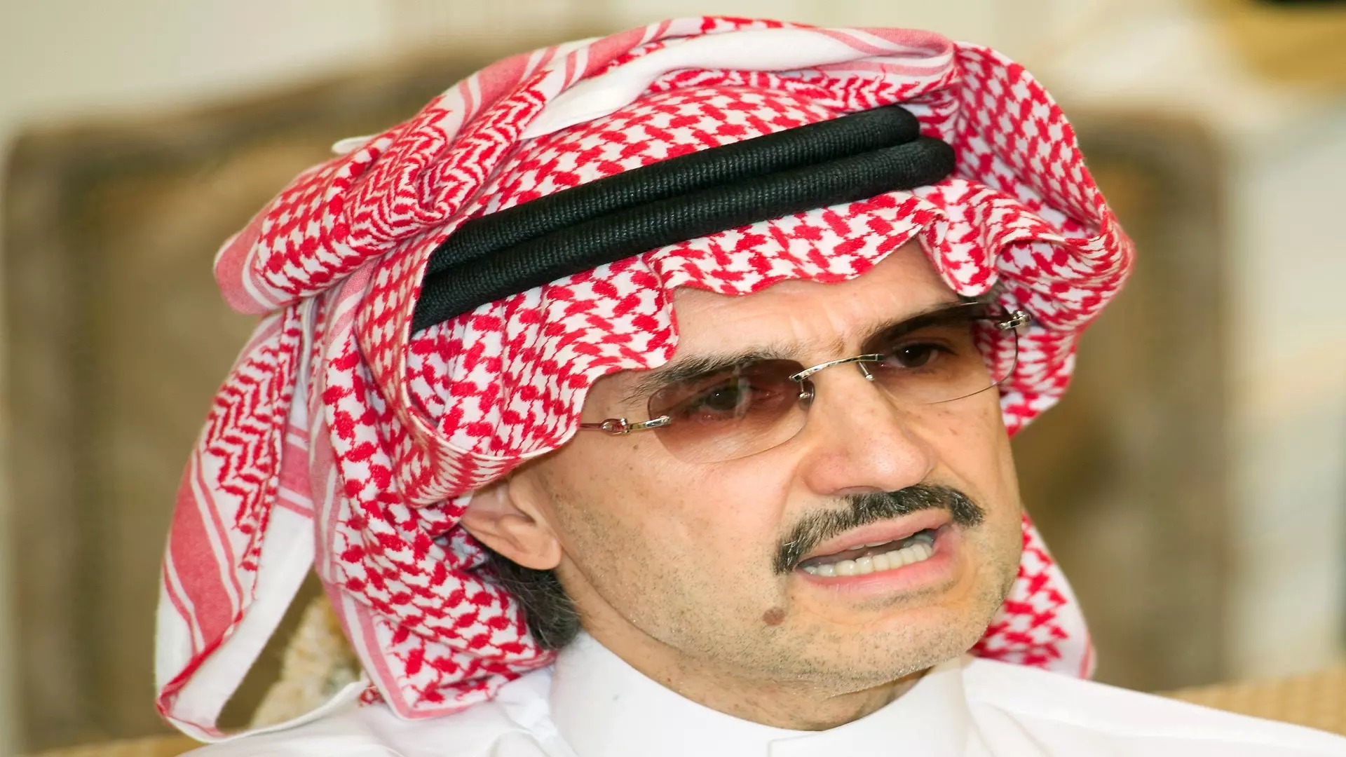رقم هاتف مؤسسة الوليد بن طلال الخيرية 1445 للحصول على المساعدات