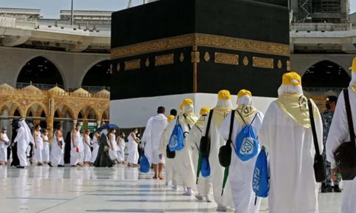 هل يمكن إضافة مرافقين بالحج بعد سداد الرسوم؟ وزارة الحج والعمرة توضح