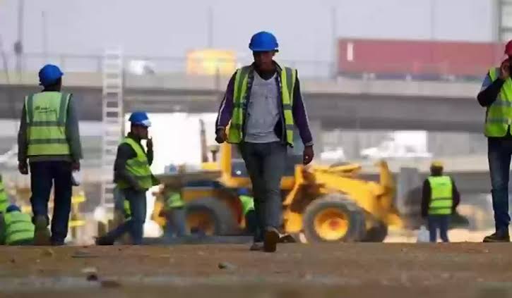 للزائرين بالمملكة/.. إليك شروط وخطوات إصدار تصريح عمل مؤقت للزوار وانواعهم بالتفصيل 2024