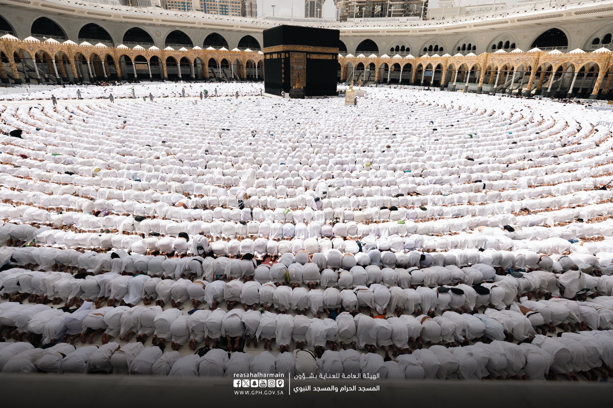 متى وقت صلاة التهجد في الحرم الساعة كم 1445 – 2024؟ متى تبدأ صلاة القيام في العشر الاواخر في السعودية