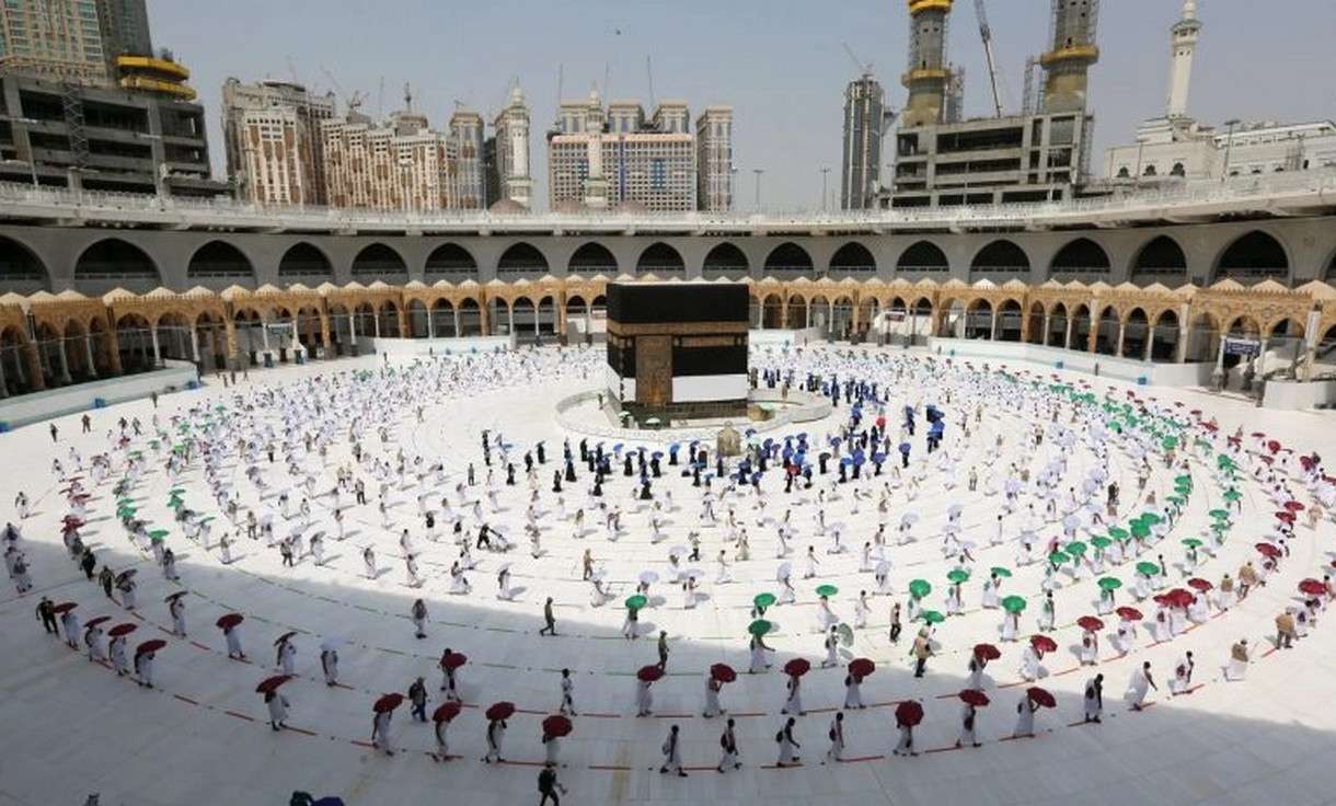 وزارة الحج والعمرة تسمح بأداء العمرة بدون تأشيرة مسبقة وتوضح شروط العمرة تأشيرة ترانزيت