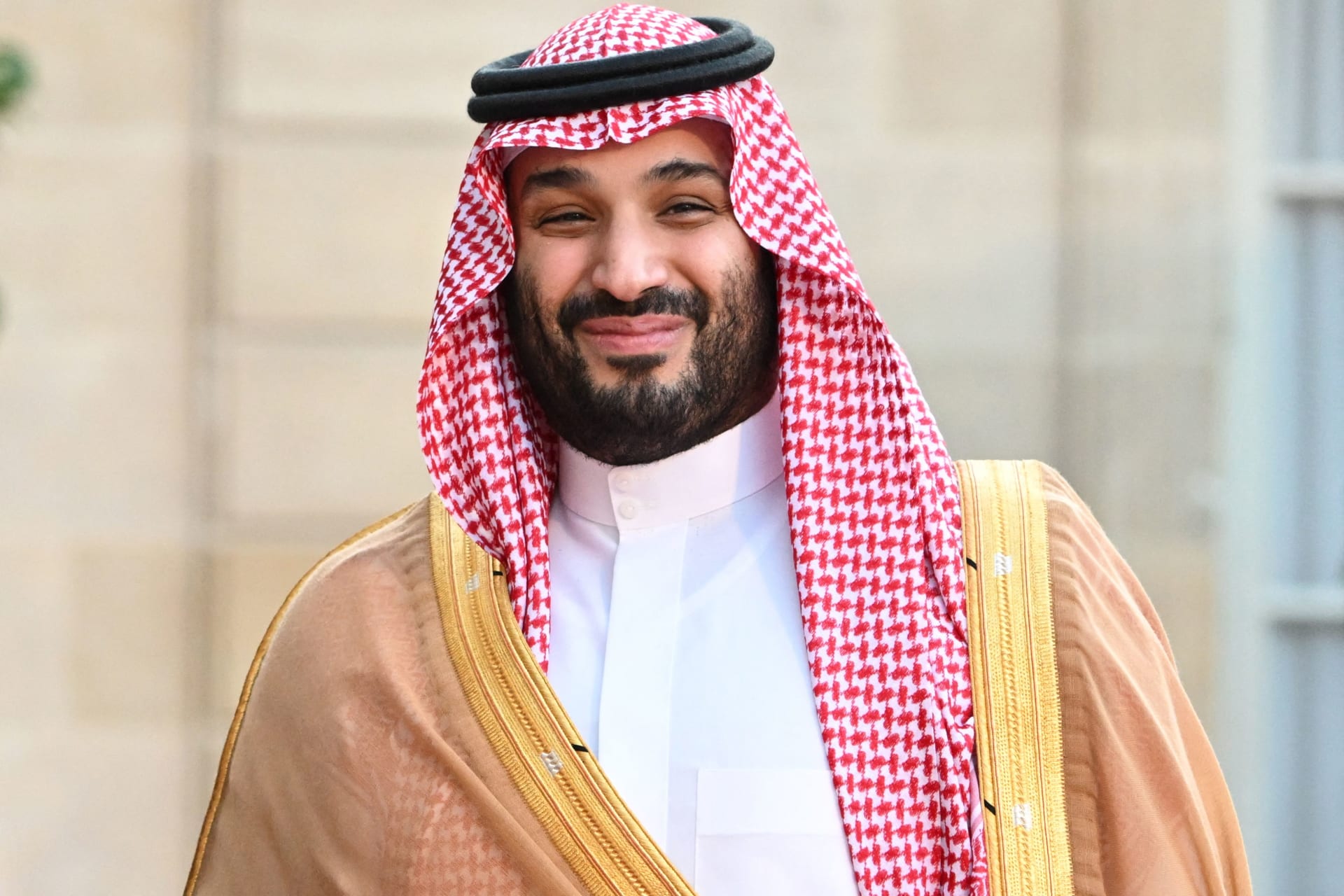 “سجل الآن واحصل على 20 ألف ريال سعودي غير مسترد”.. شروط الحصول على دعم سند محمد بن سلمان للزواج 1445