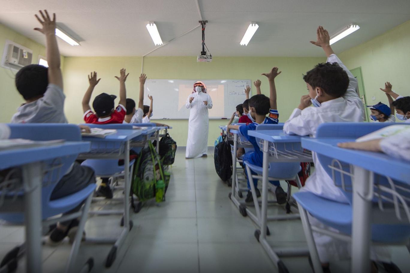 “إلغاء الفصول الدراسية الثلاثة في المملكة السعودية” .. وزارة التربية والتعليم توضح | حقيقة أم شائعات