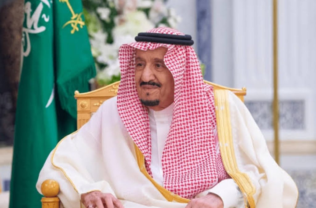 أمر ملكي صرف راتب اضافي لحساب المواطن دفعة يونيو احتفاءً بعيد الأضحى.. حقيقة أم شائعة