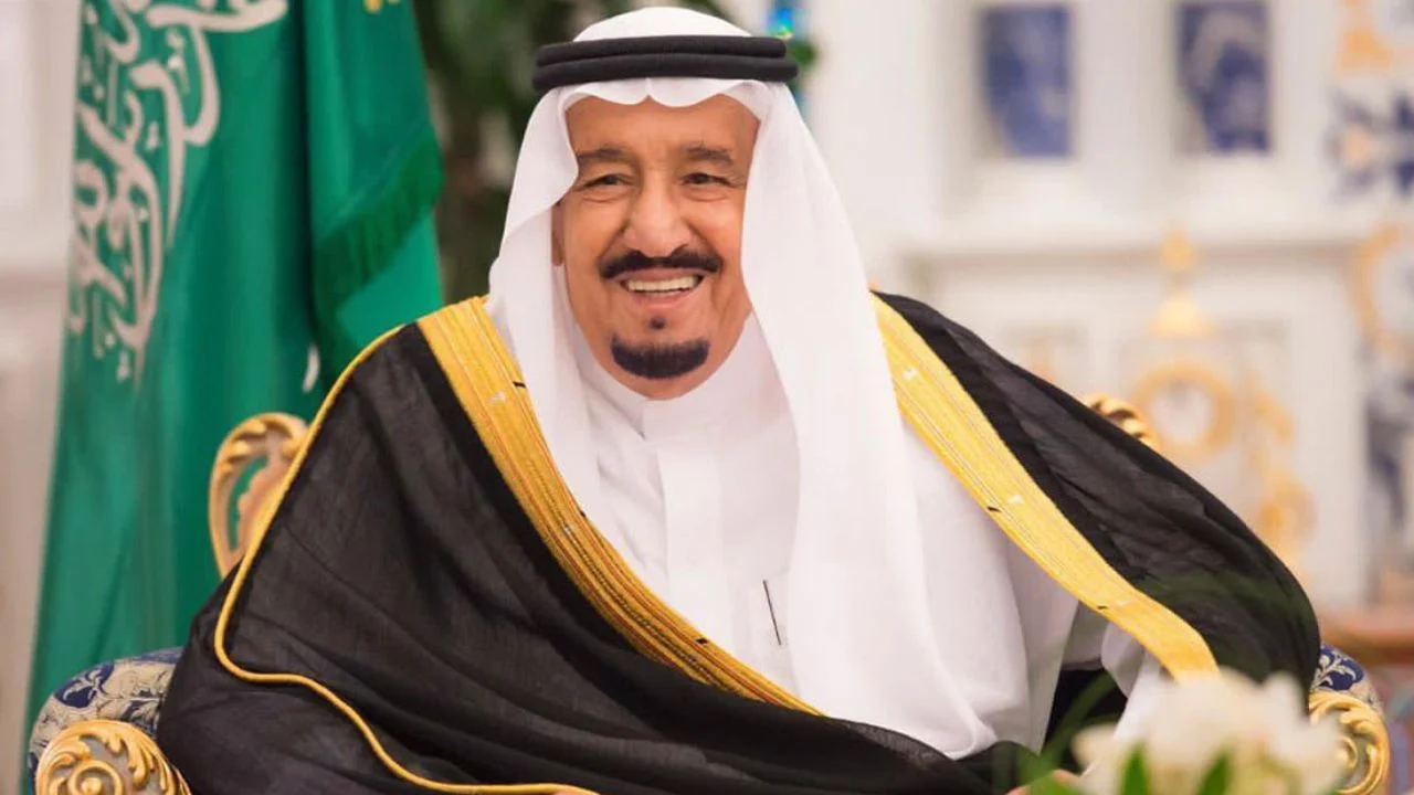 هل صدر أمر ملكي بإعلان عيدية الملك سلمان السعودية وكيفية طلب مساعدة من الديوان الملكي؟