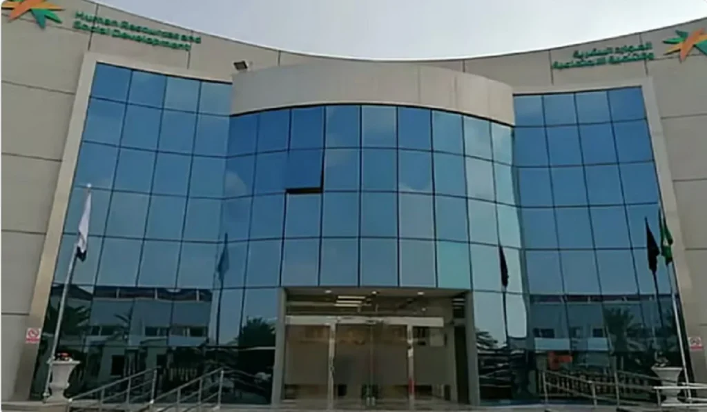 خطوات تجديد الإقامة المنتهية عبر منصة أبشر 2026 وشروط تفادي الغرامات للجوازات